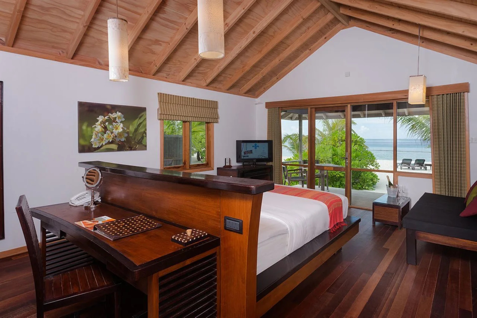 Kuredu Island Resort & Spa