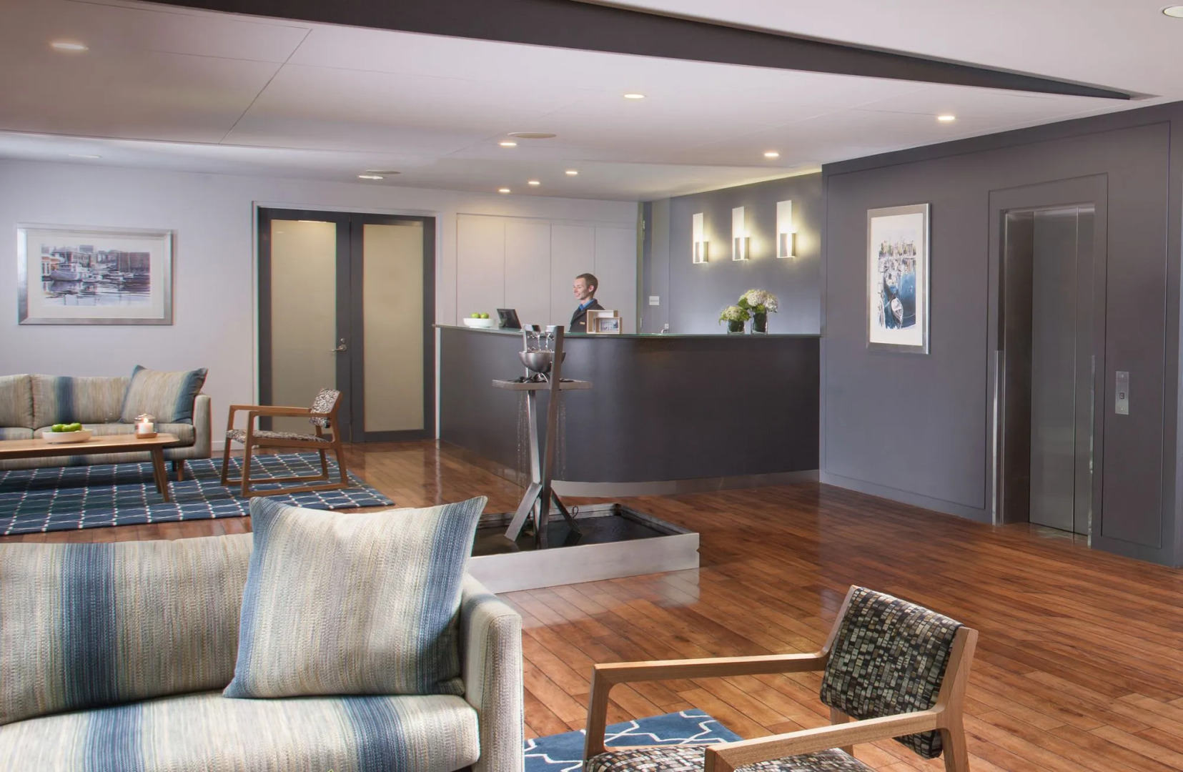 Somerset on The Pier Hobart