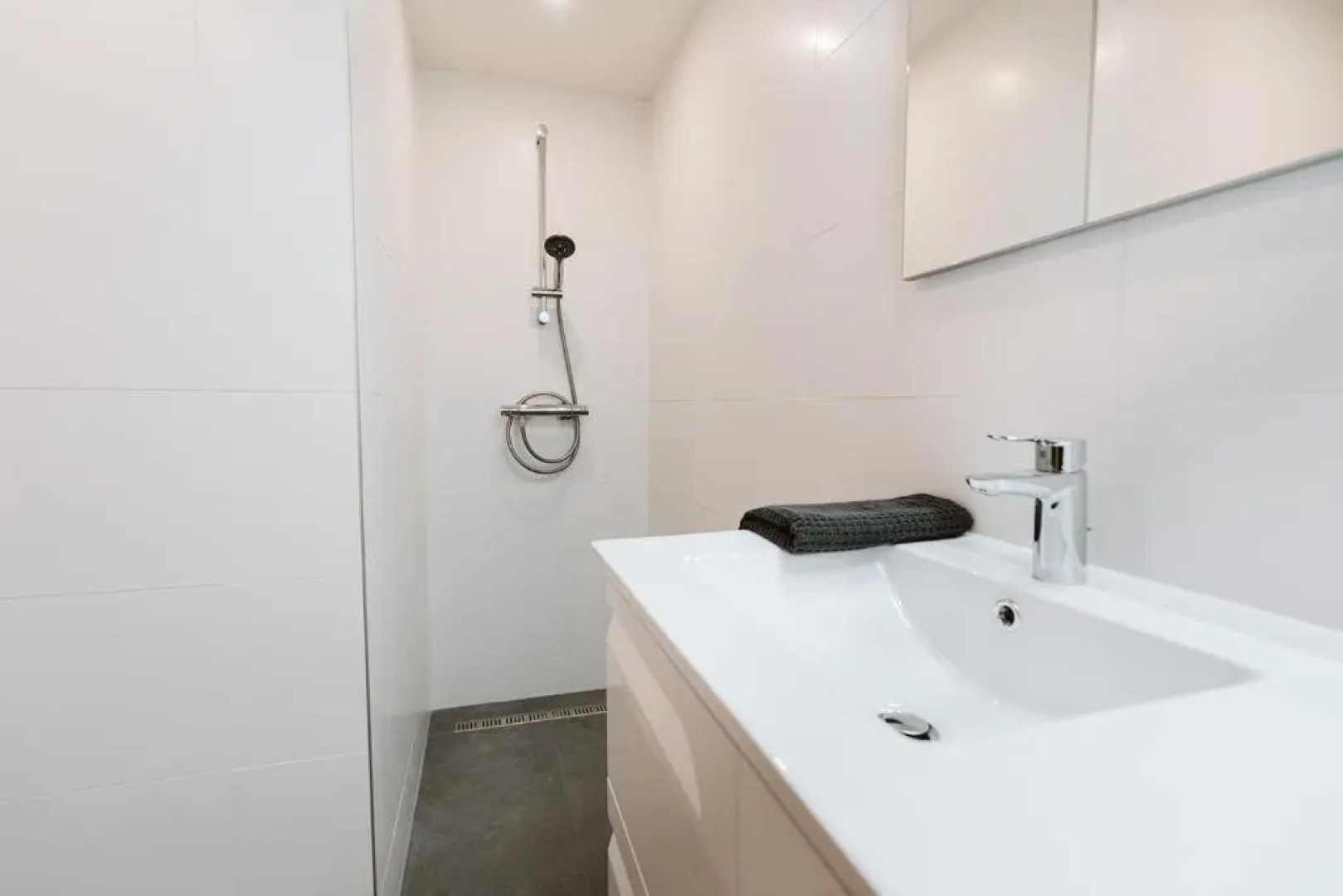 Port Zélande Marina appartement 2E - Ouddorp - Luxurious apartment with a view over the harbour - Not for companies