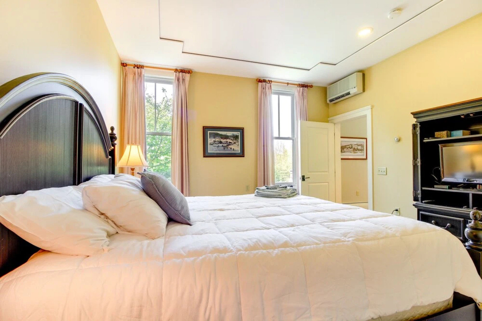 Castle Hill Resort Condo: 5 Mi to Slopes at Okemo!