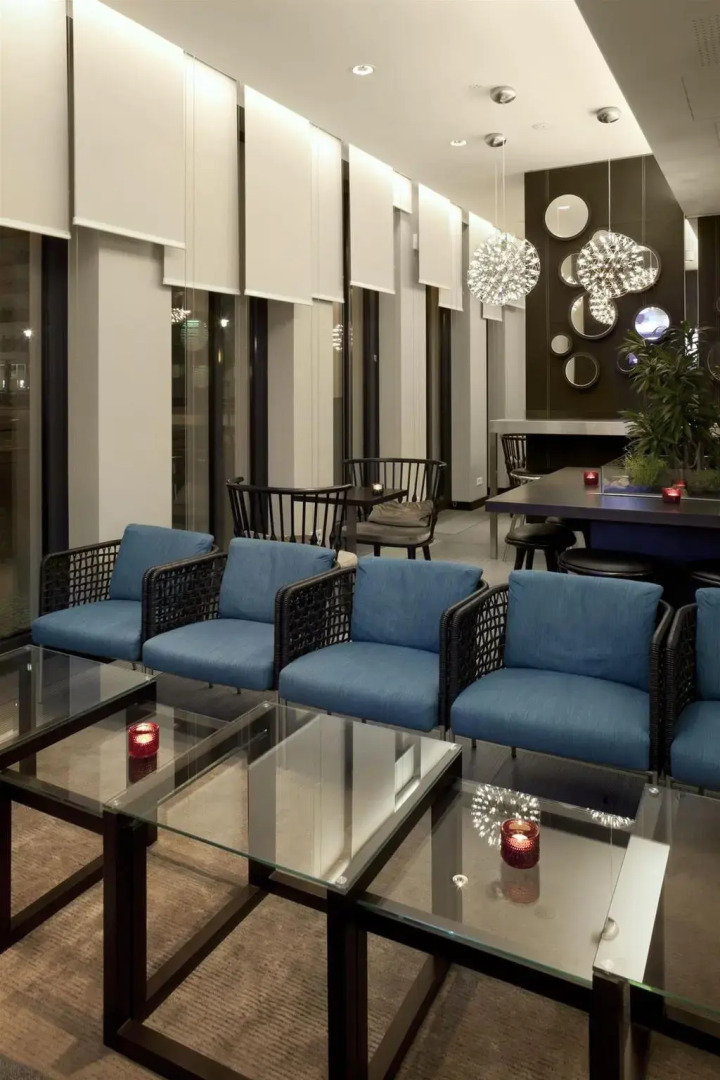 Отель Premier Inn Berlin Alexanderplatz