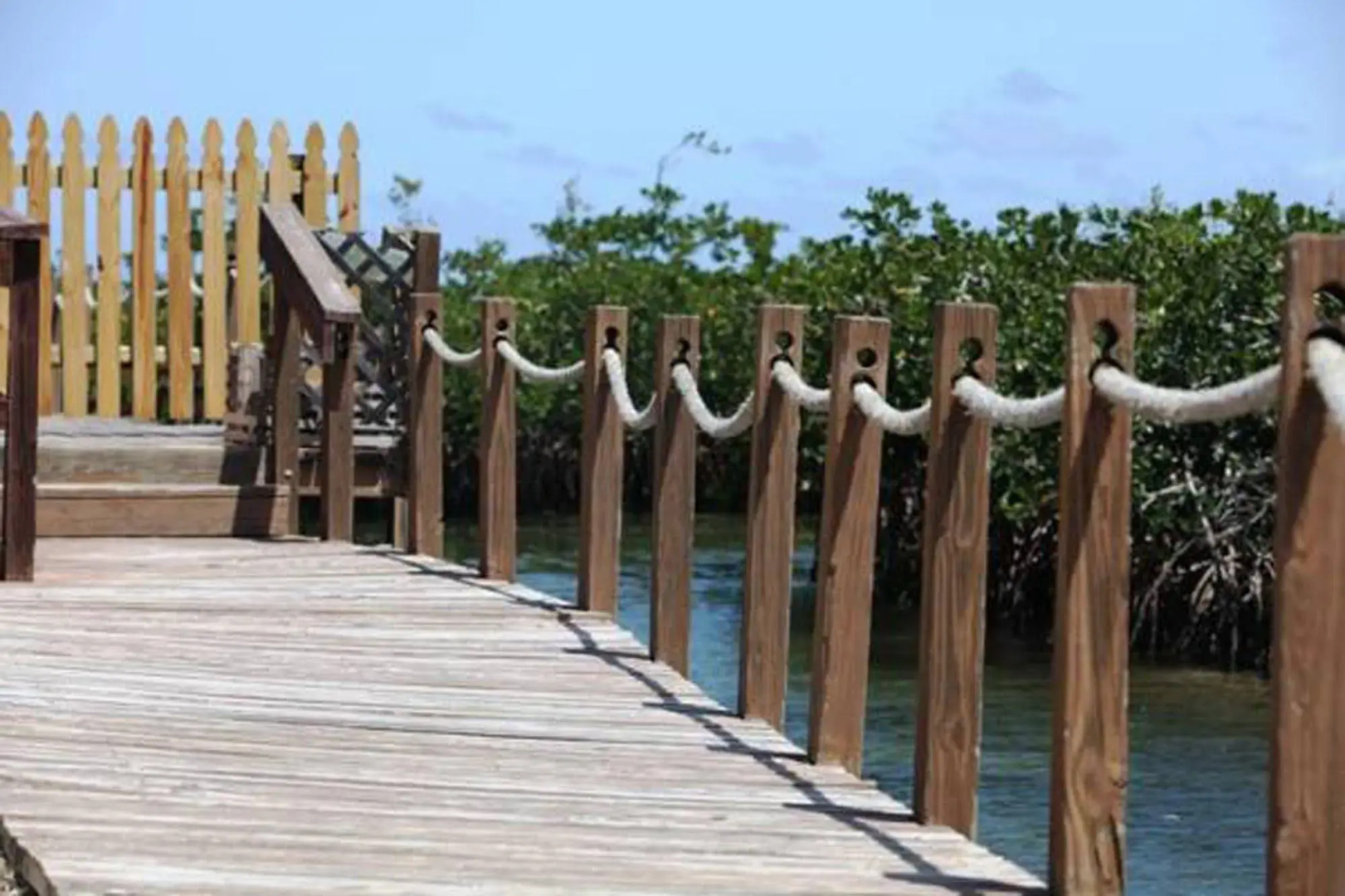 Fisher Inn Resort & Marina