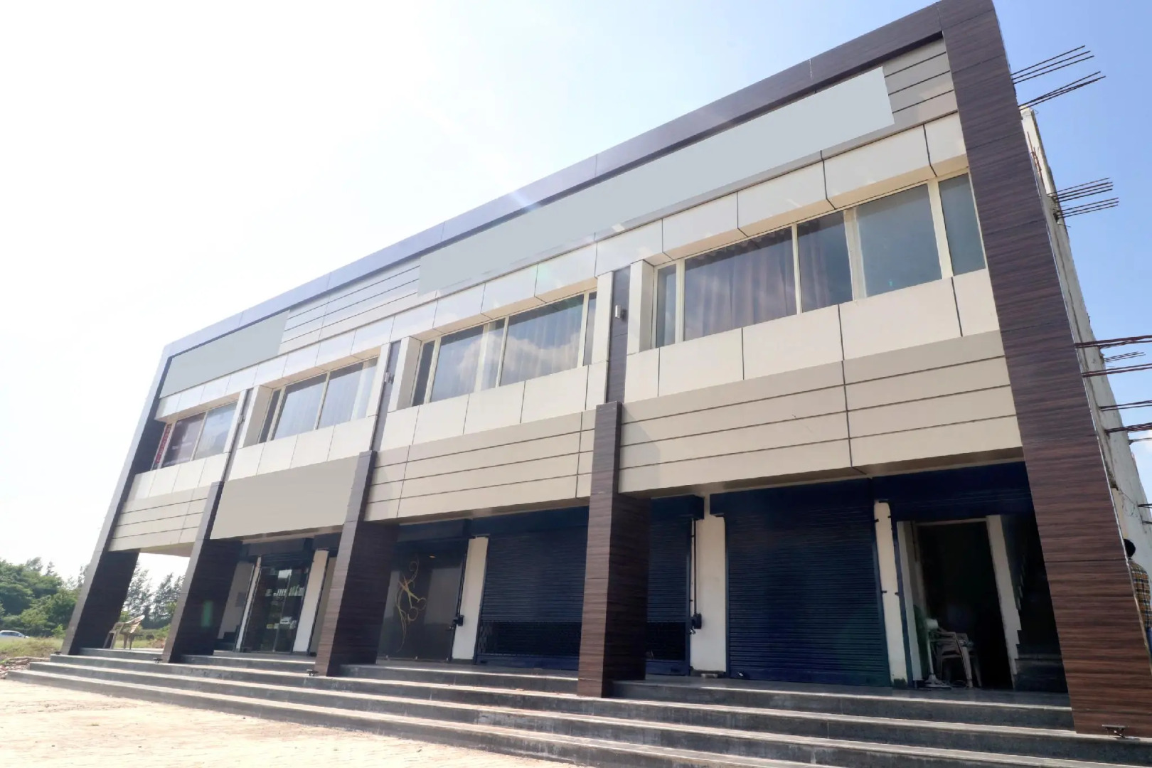 OYO 19817 Hotel Star 79