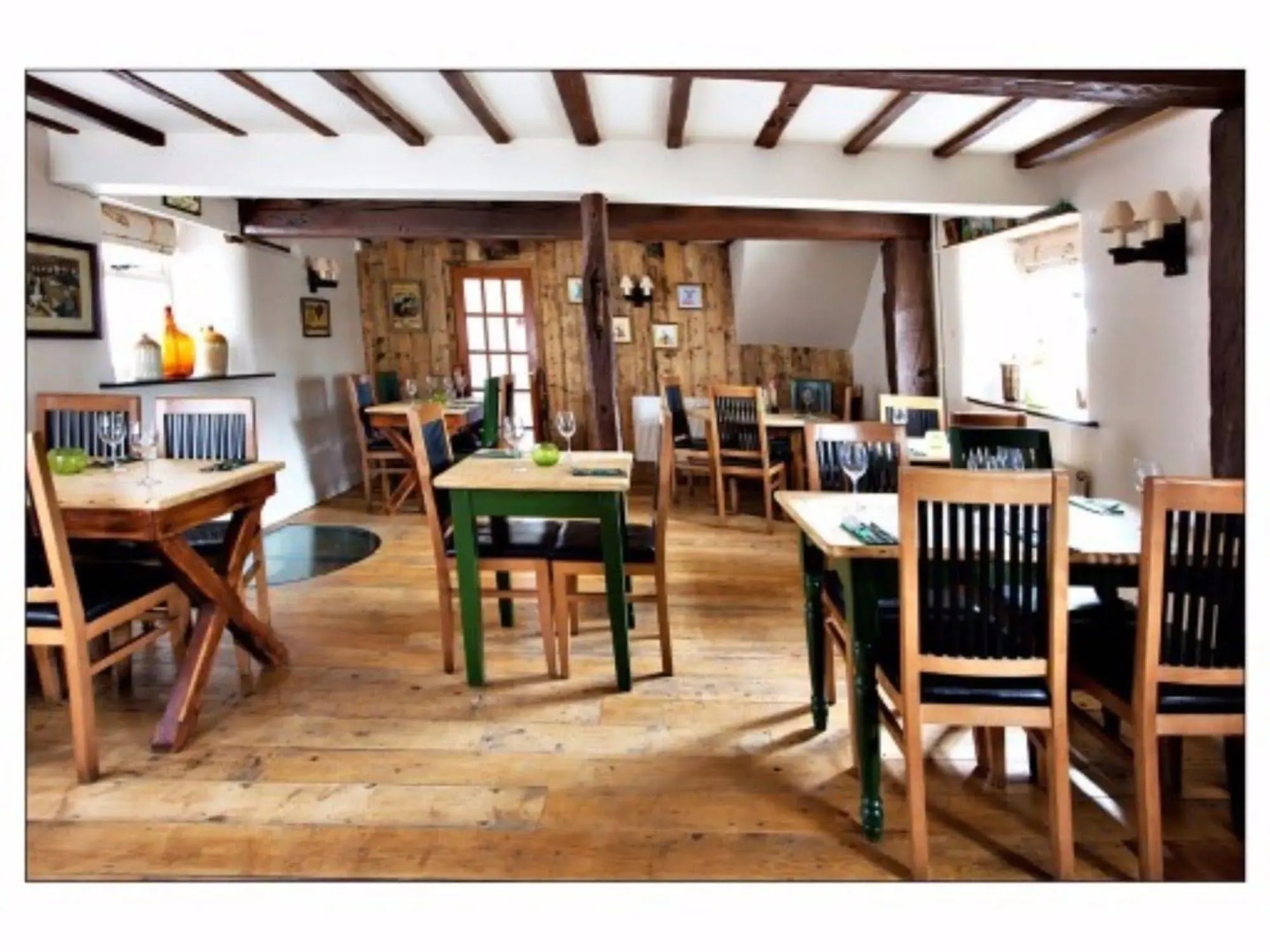 Harewood End Inn