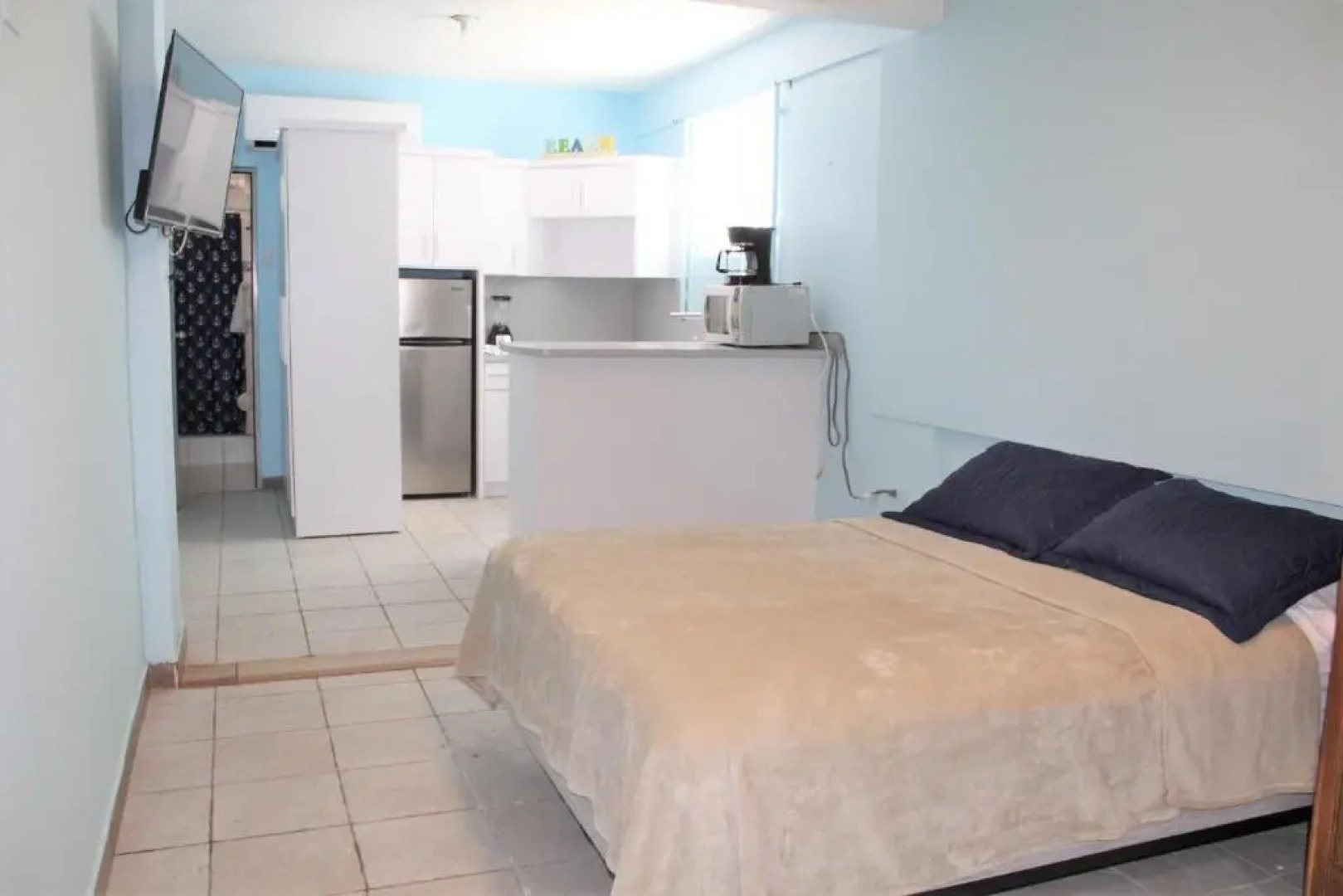 Beachfront Studio with air conditioning Alamar 1