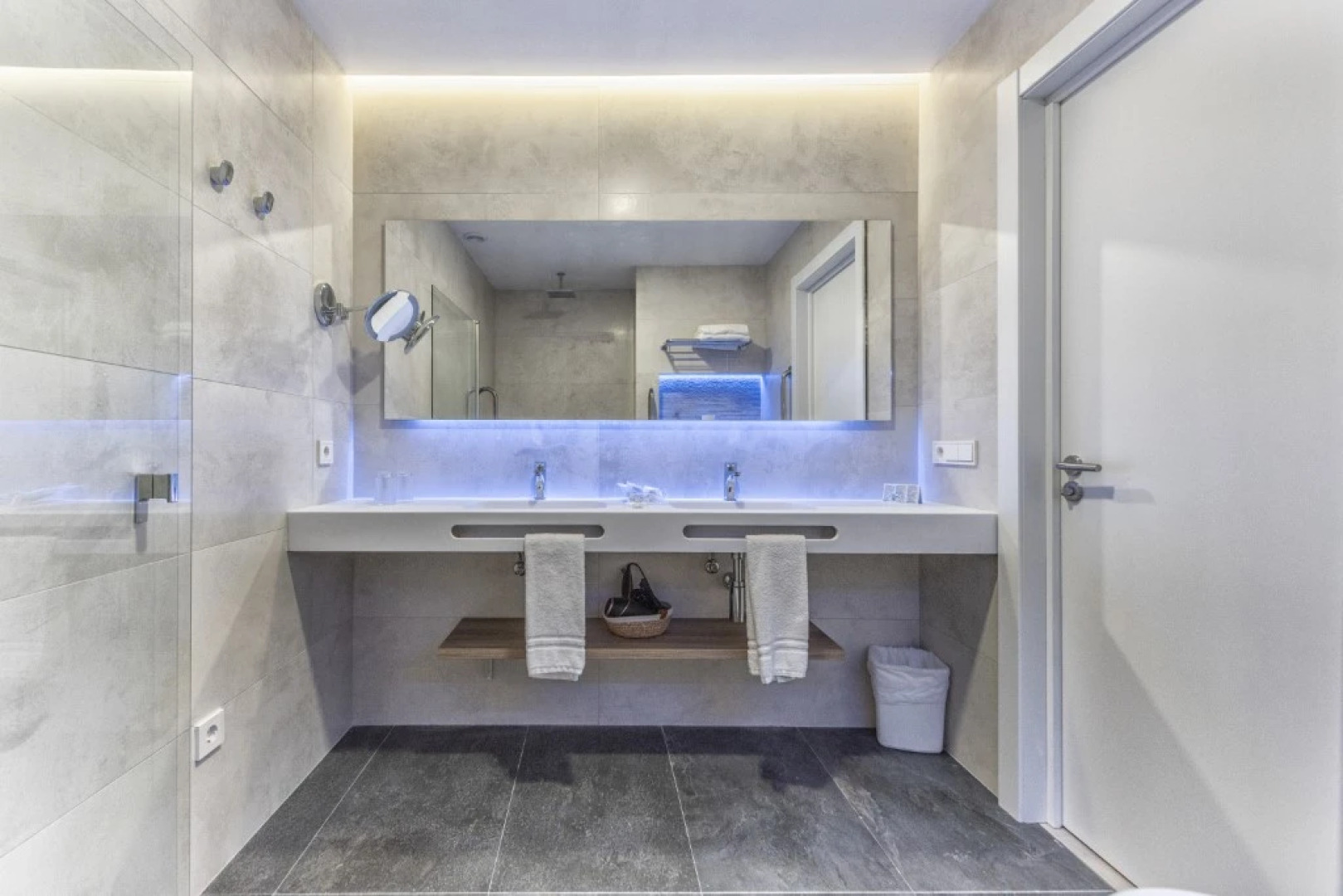 Отель THB Gran Bahia Hotel and Apartments