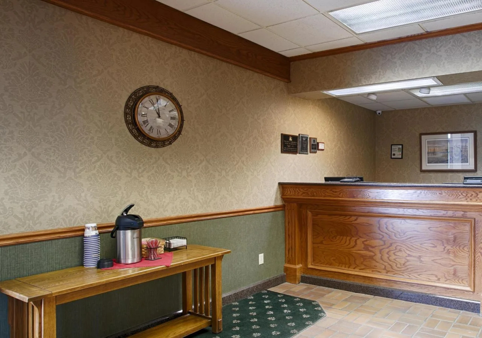 Rodeway Inn McPherson East