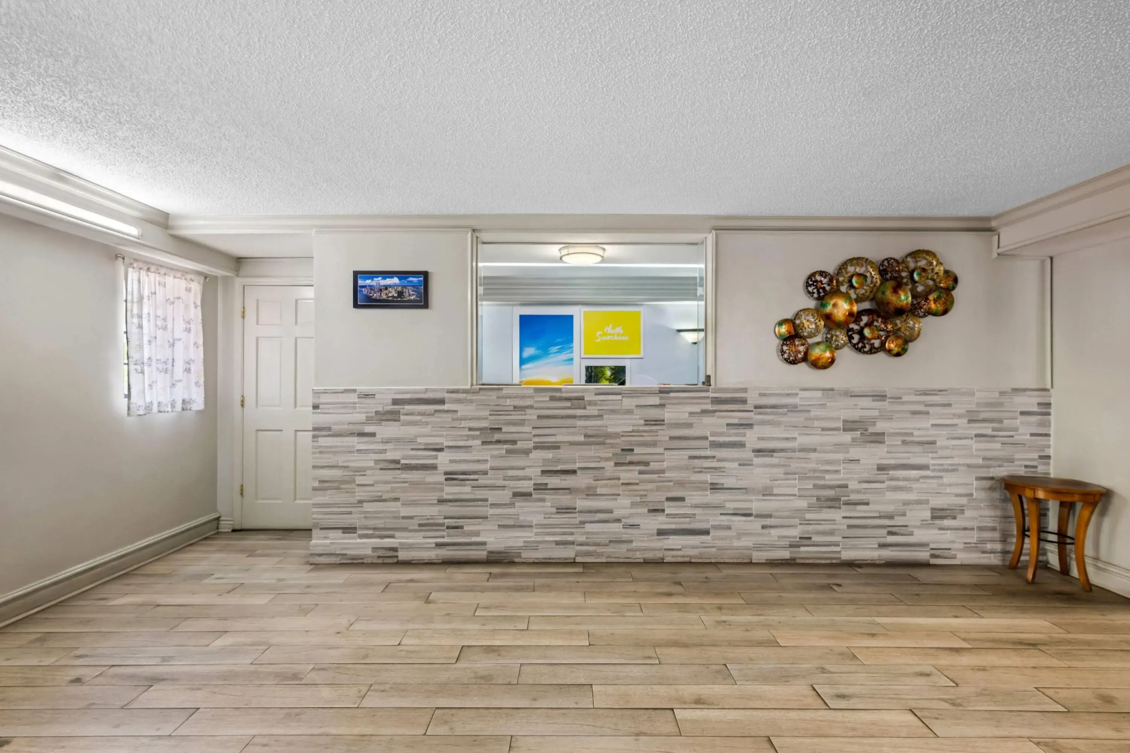 Days Inn by Wyndham Birmingham/West