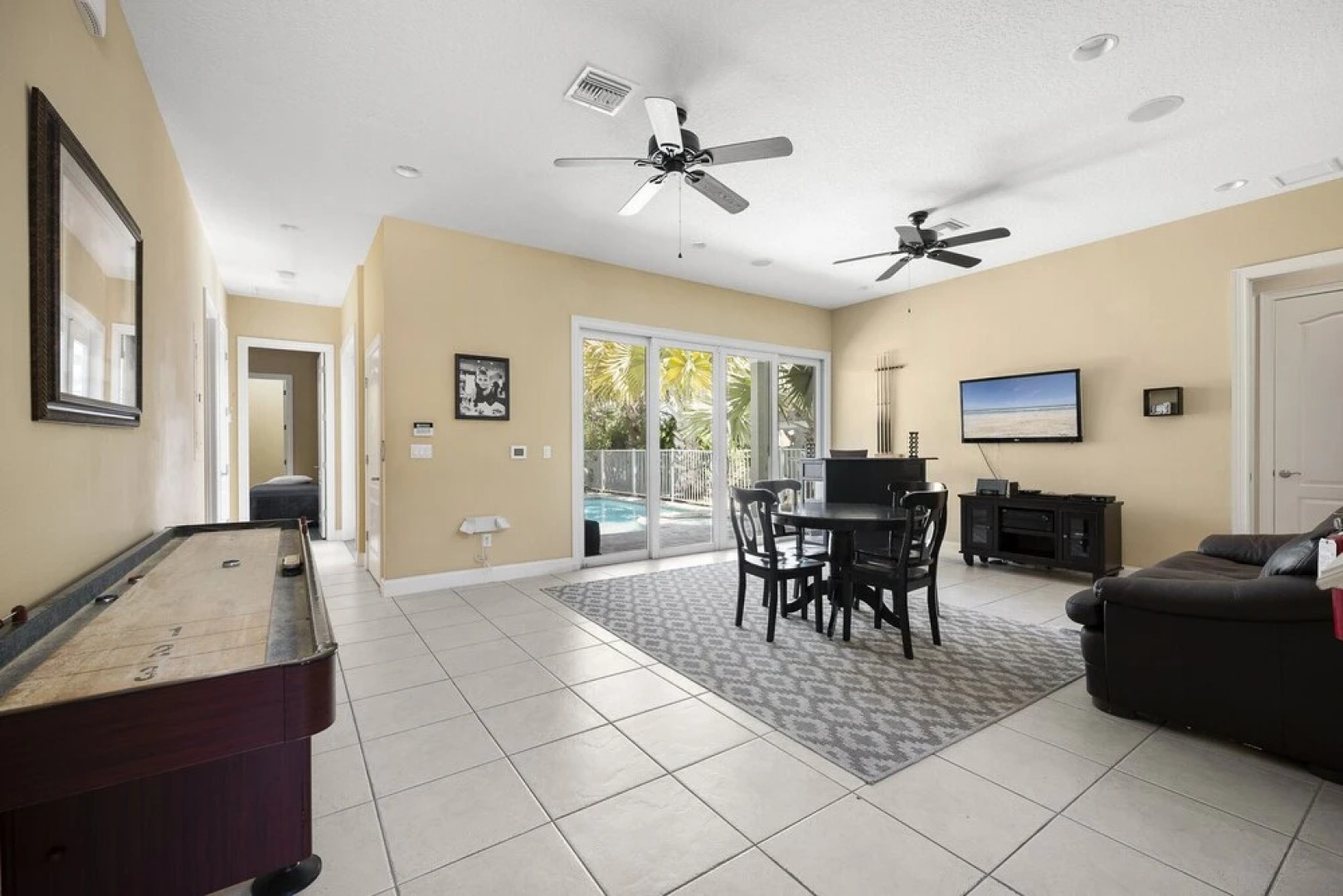 9867camelotcbhnh - Camelot