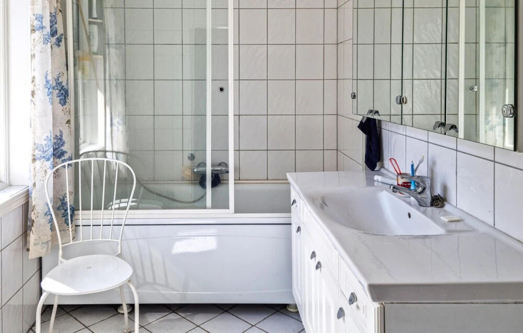 Awesome Home in Kolbjørnsvik With Wifi and 4 Bedrooms
