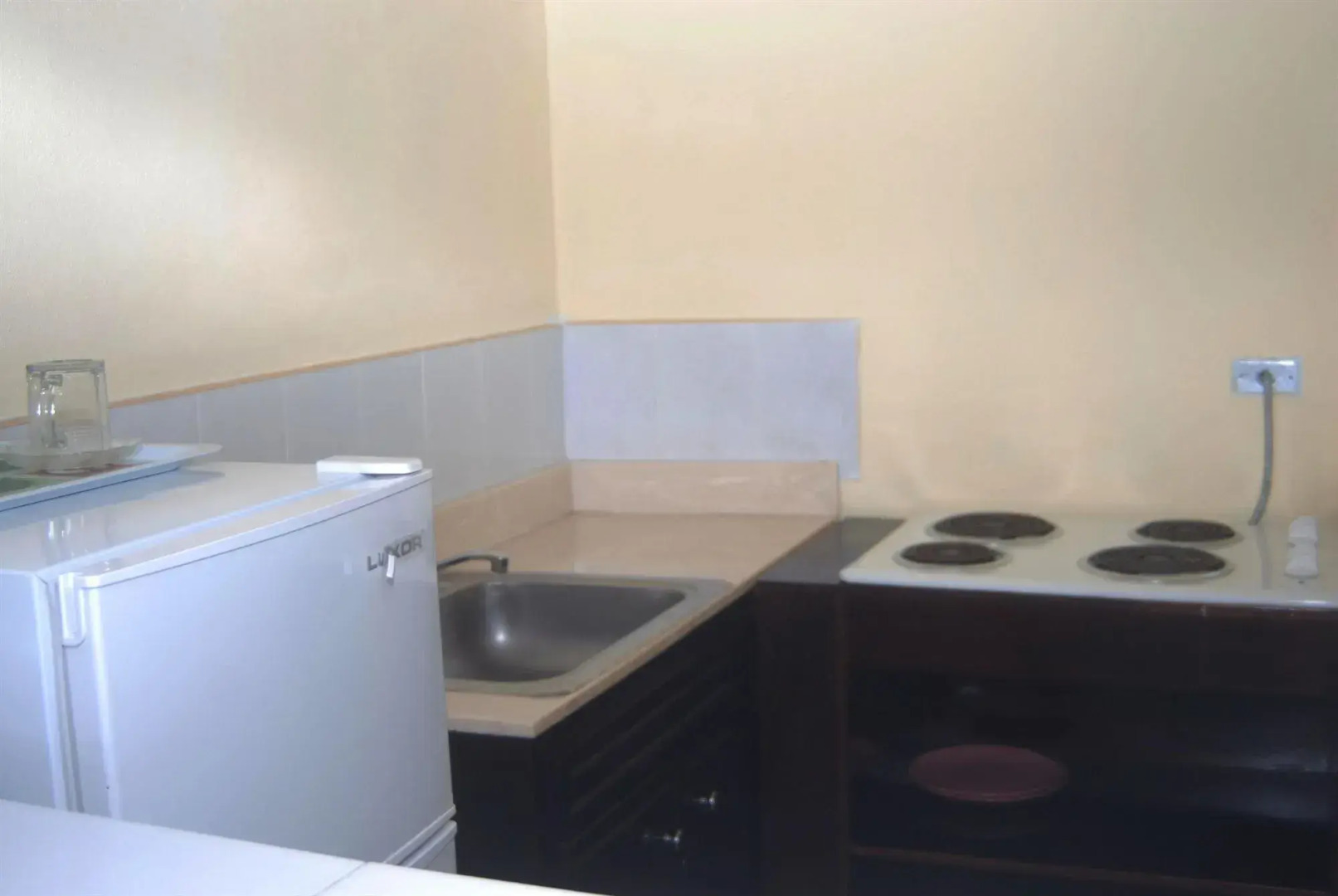 Coral Harbour Beach House And Villas