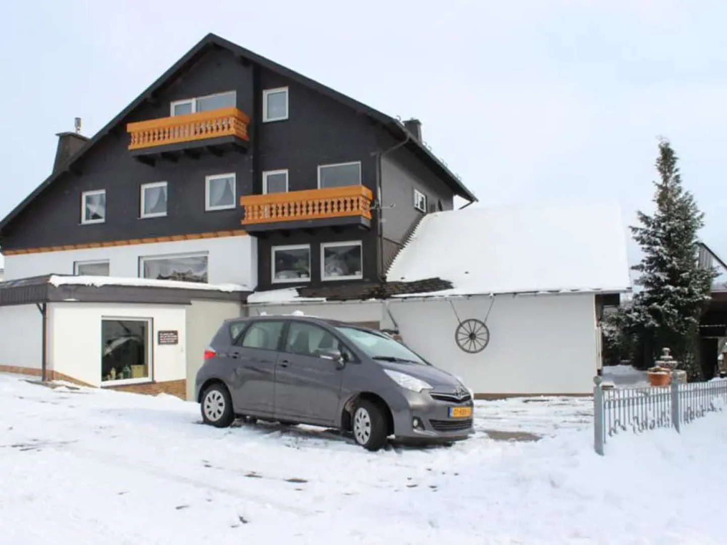 Cozy Apartment with Private Terrace in Sauerland