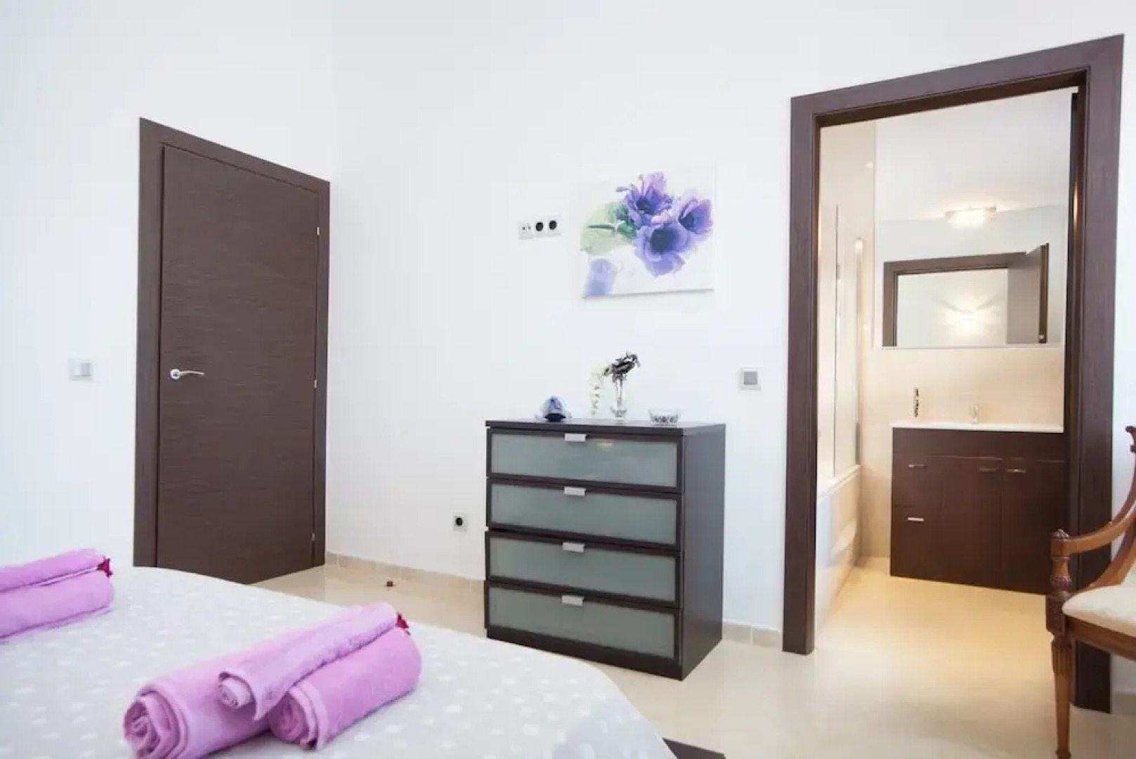 Villa With Pool & Terrace