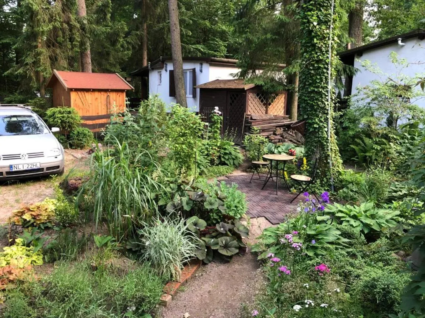 Letnisko SYMSAR 6, Drewniany domek letniskowy