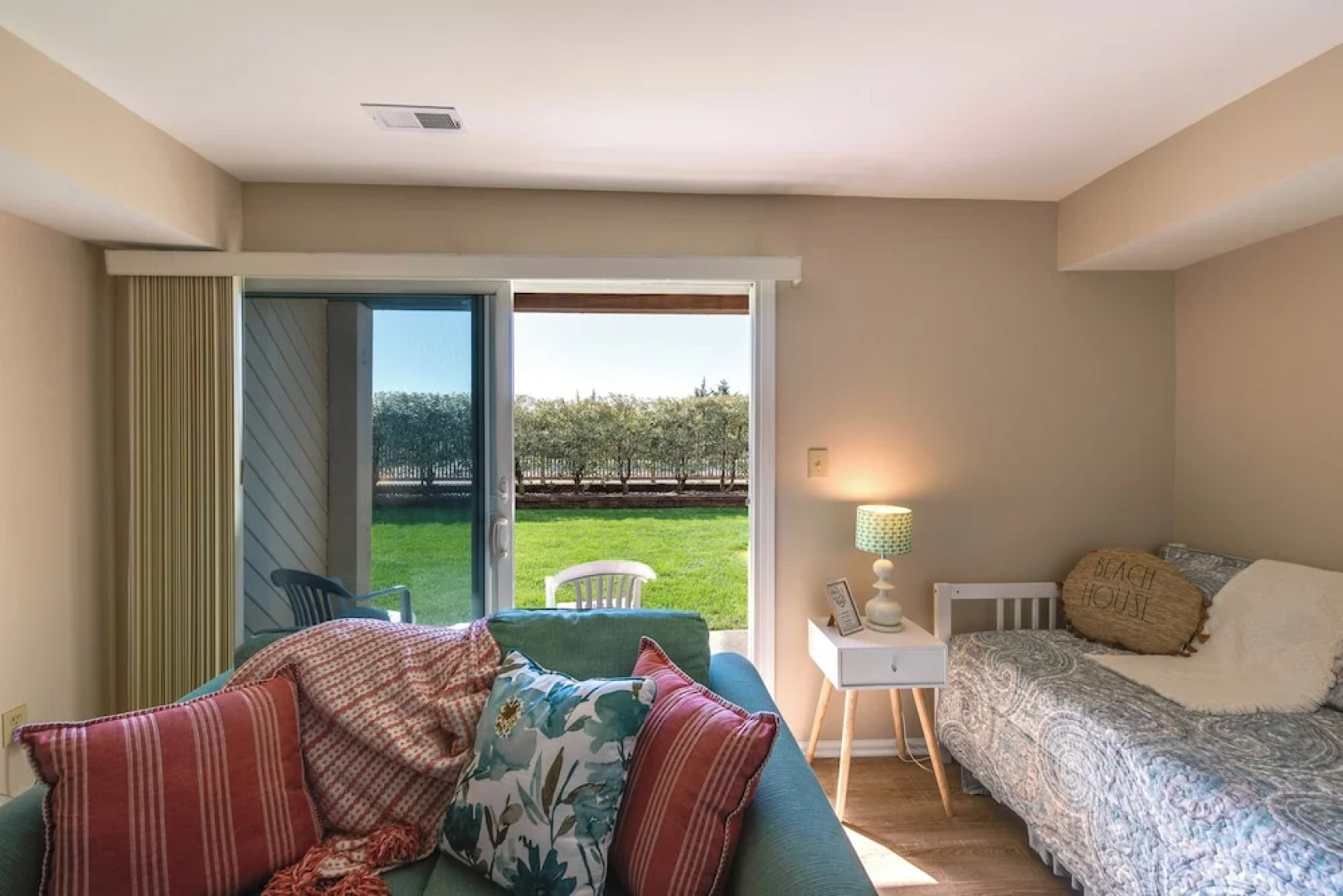 Brigantine Condo w/ Beach Access & Pool Views