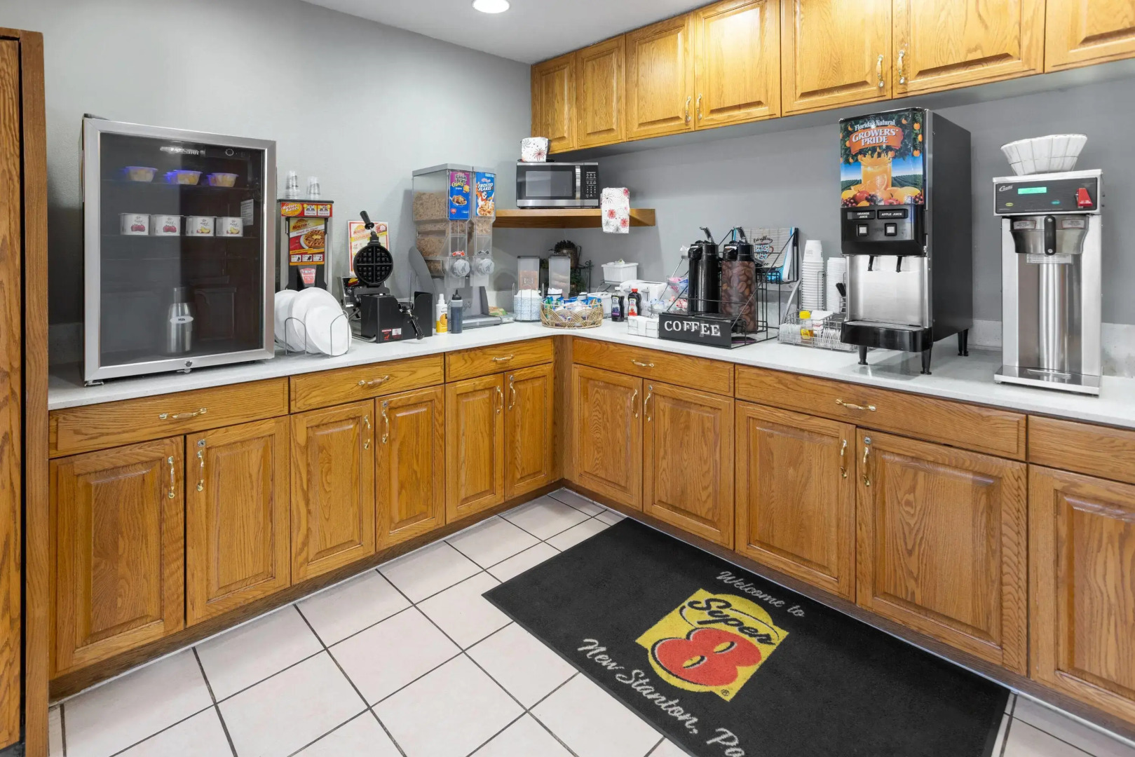 Super 8 by Wyndham New Stanton