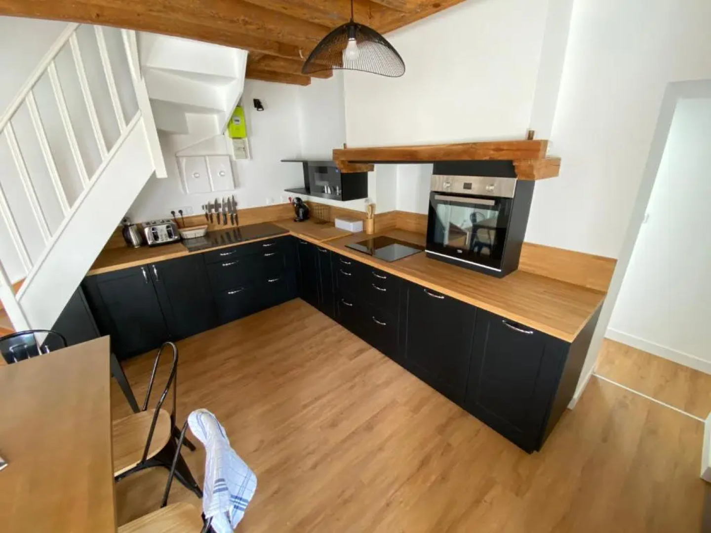 Maison proche du circuit / garage, parking, jardin