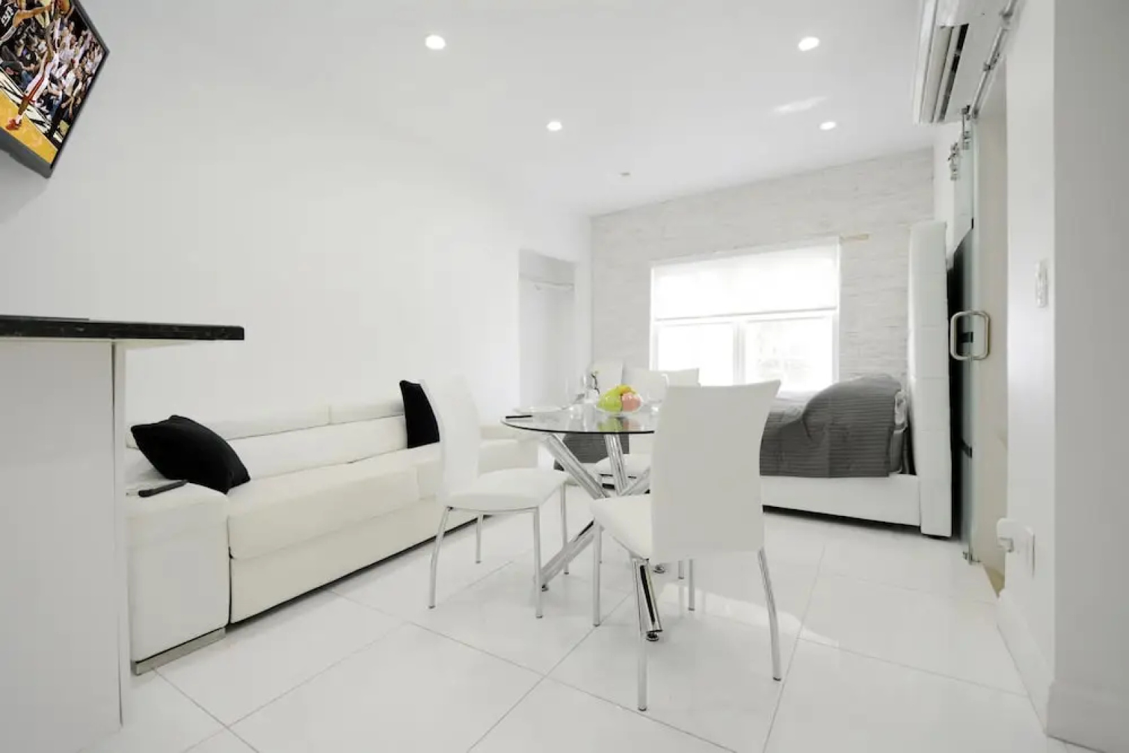 Lincoln Road Apartments