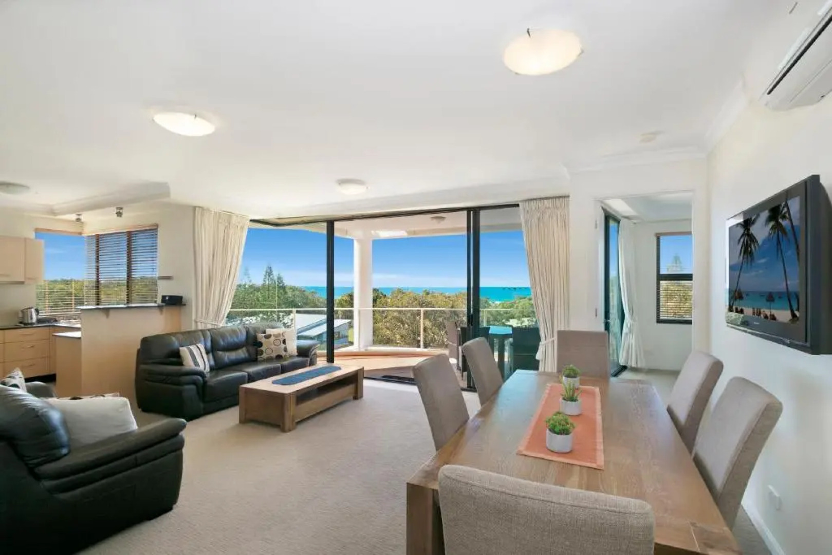 Santorini Twin Waters