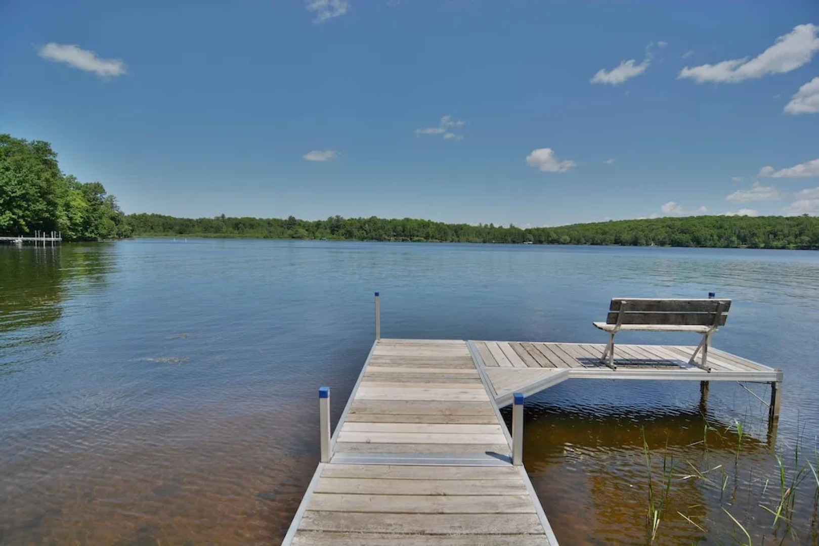 Thirty Point Lodge 3 Bedroom Hotel Room by Redawning