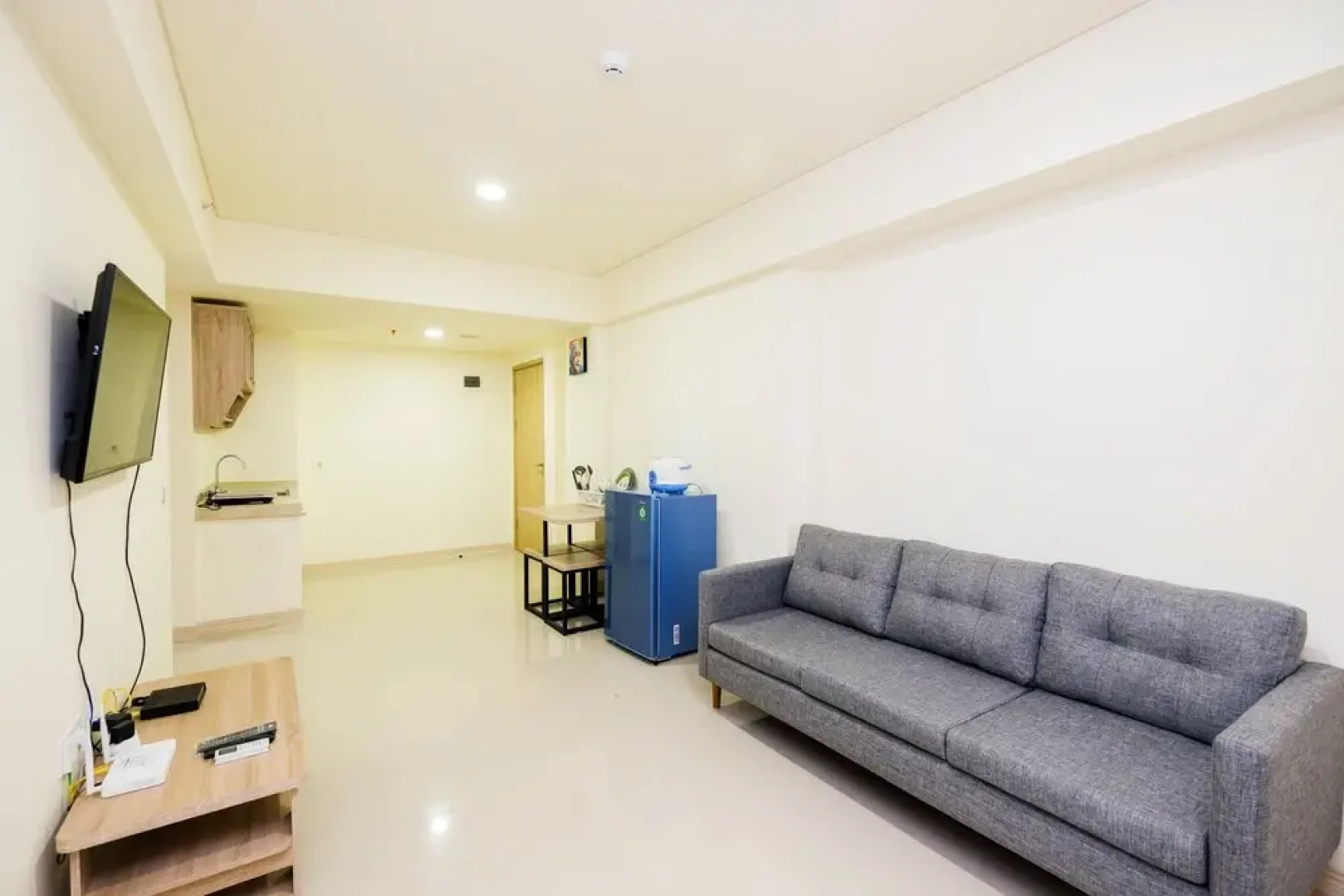 Comfort 2Br+1 At Meikarta Apartment