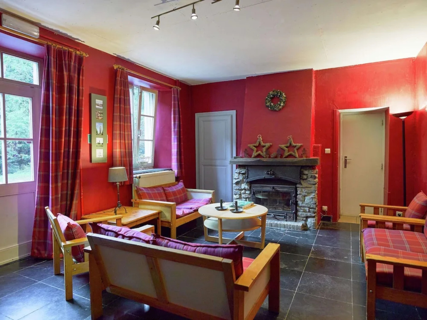 Spacious Family Home, Sosoye