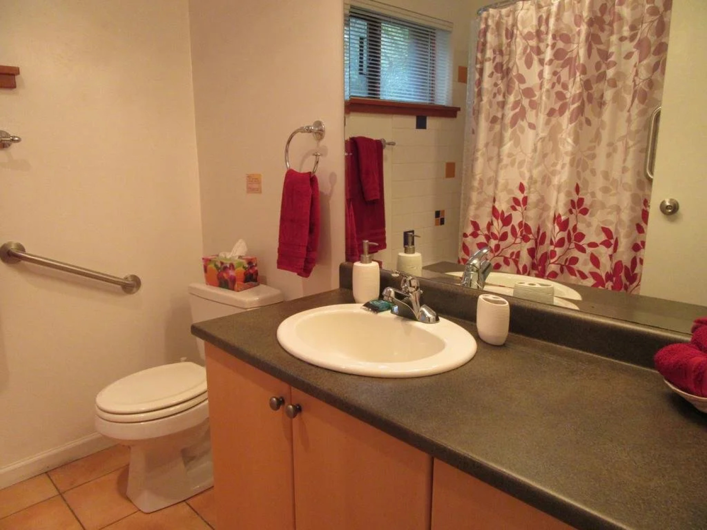 Holly Farm Vacation Suite