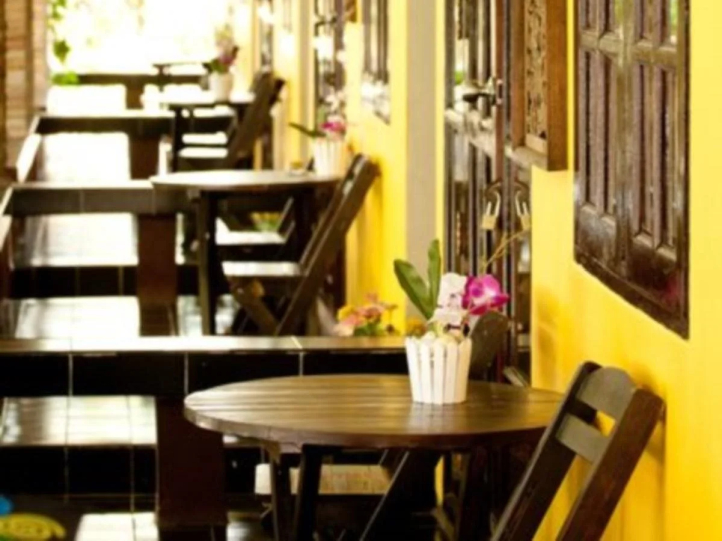 Baan Puang Petch