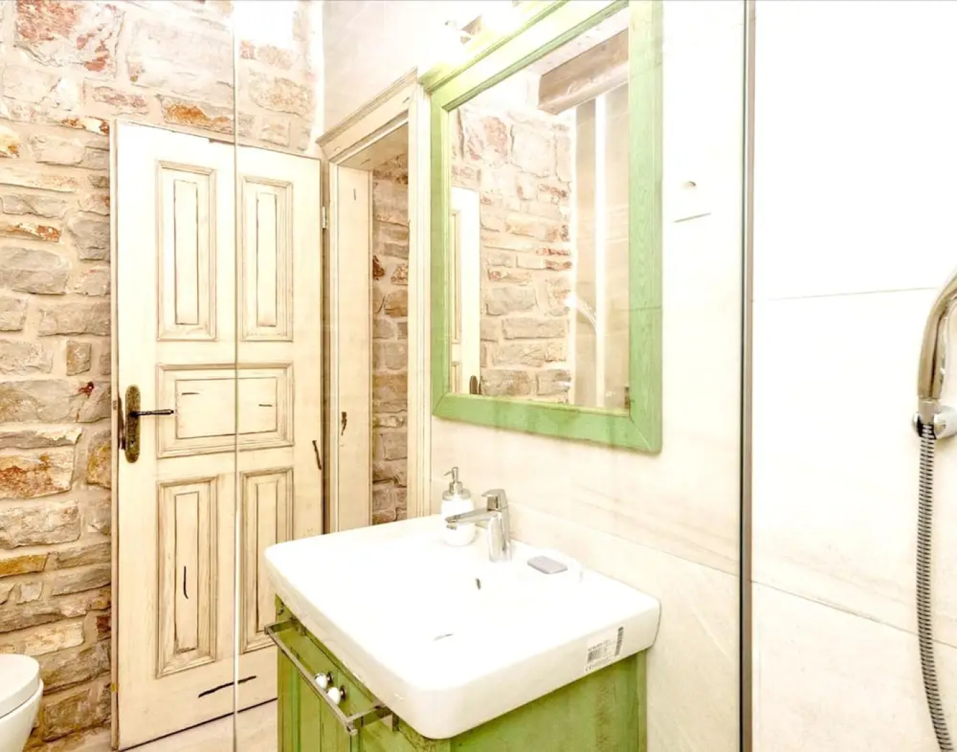 Villa With 5 Bedrooms in Stari Grad, With Private Pool, Enclosed Garden and Wifi Near the Beach