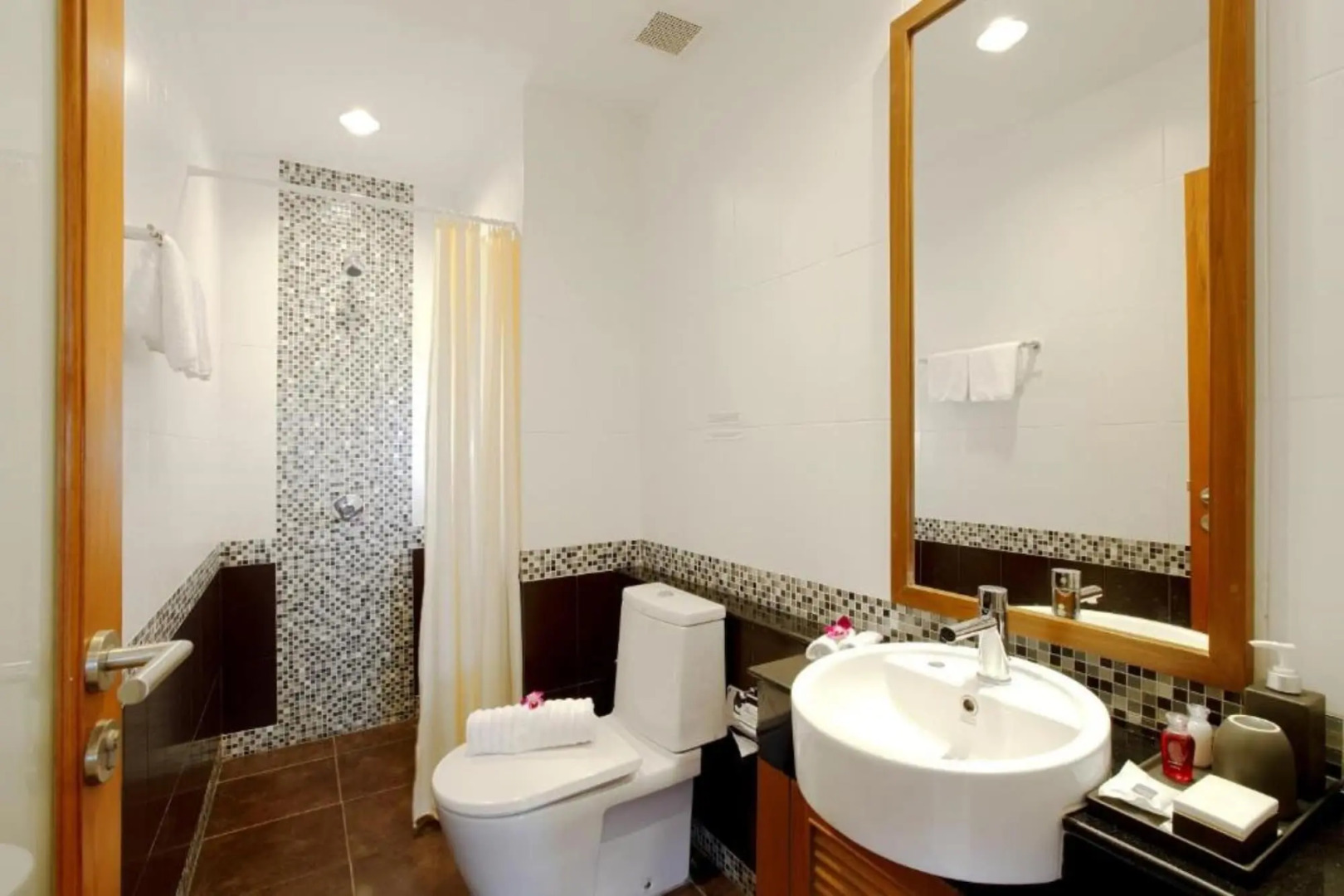 Апарт-отель The Park Surin by Resava