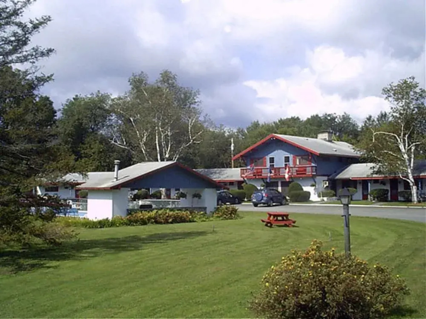 Chalet Motel