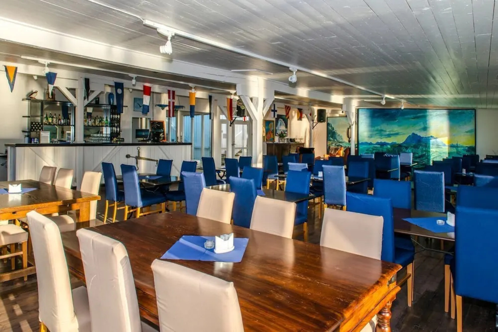 Lofoten Arctic Henningsvær Hotel