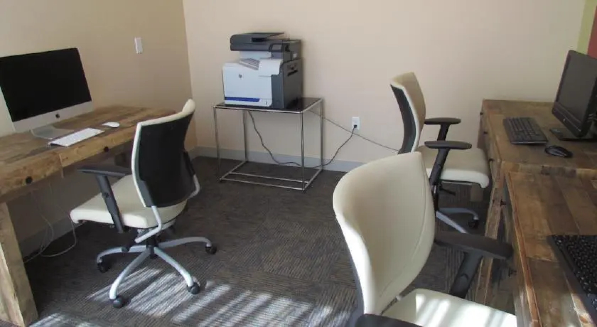 Walk to the Beach! Resort Style , Up to 6 people - Marina del Rey