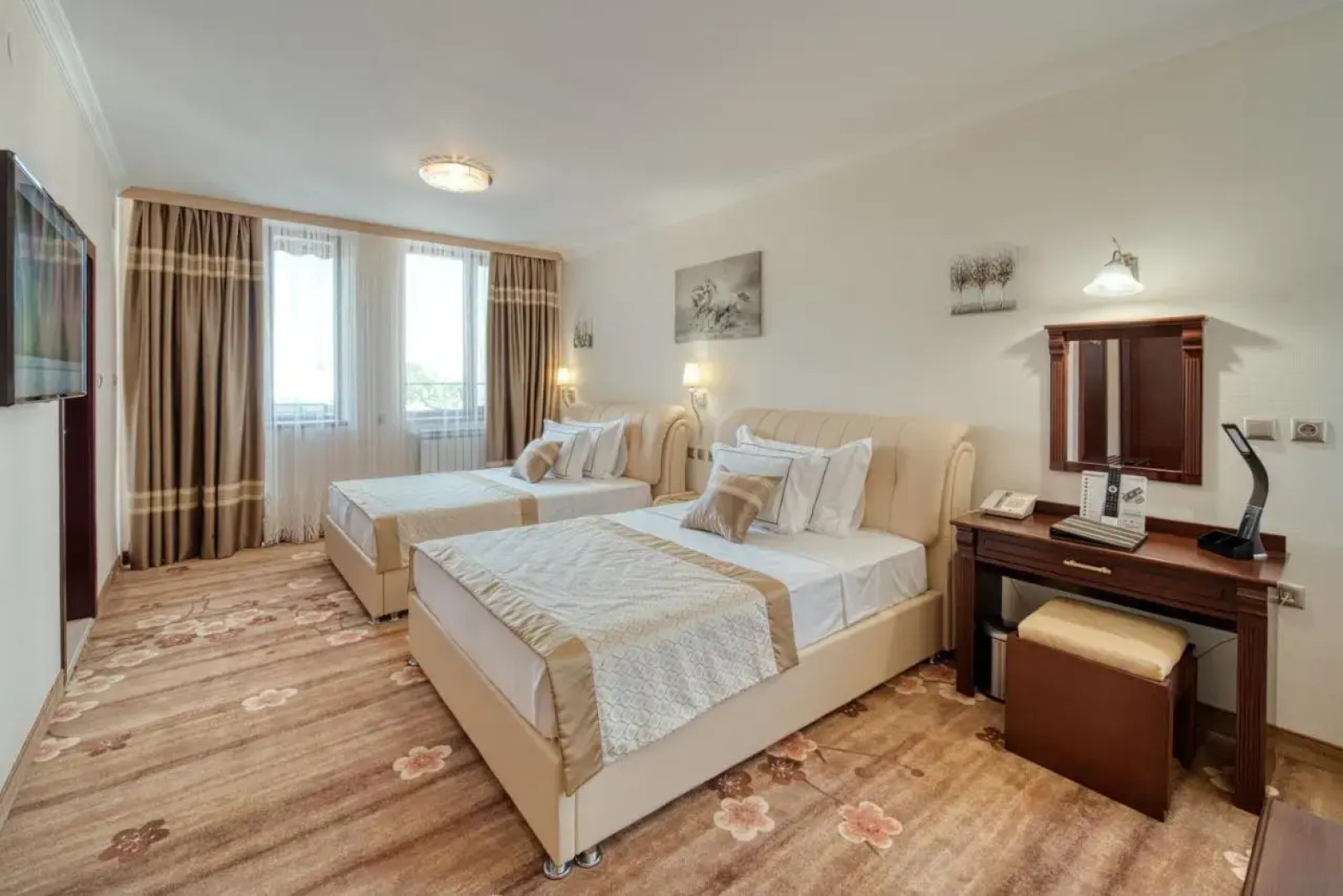 Residence Konstantina Palace