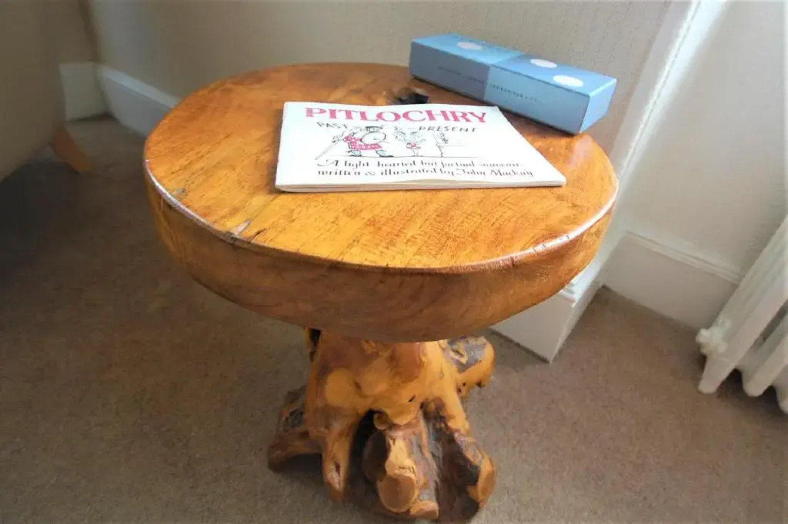 Tigh Na Cloich Hotel