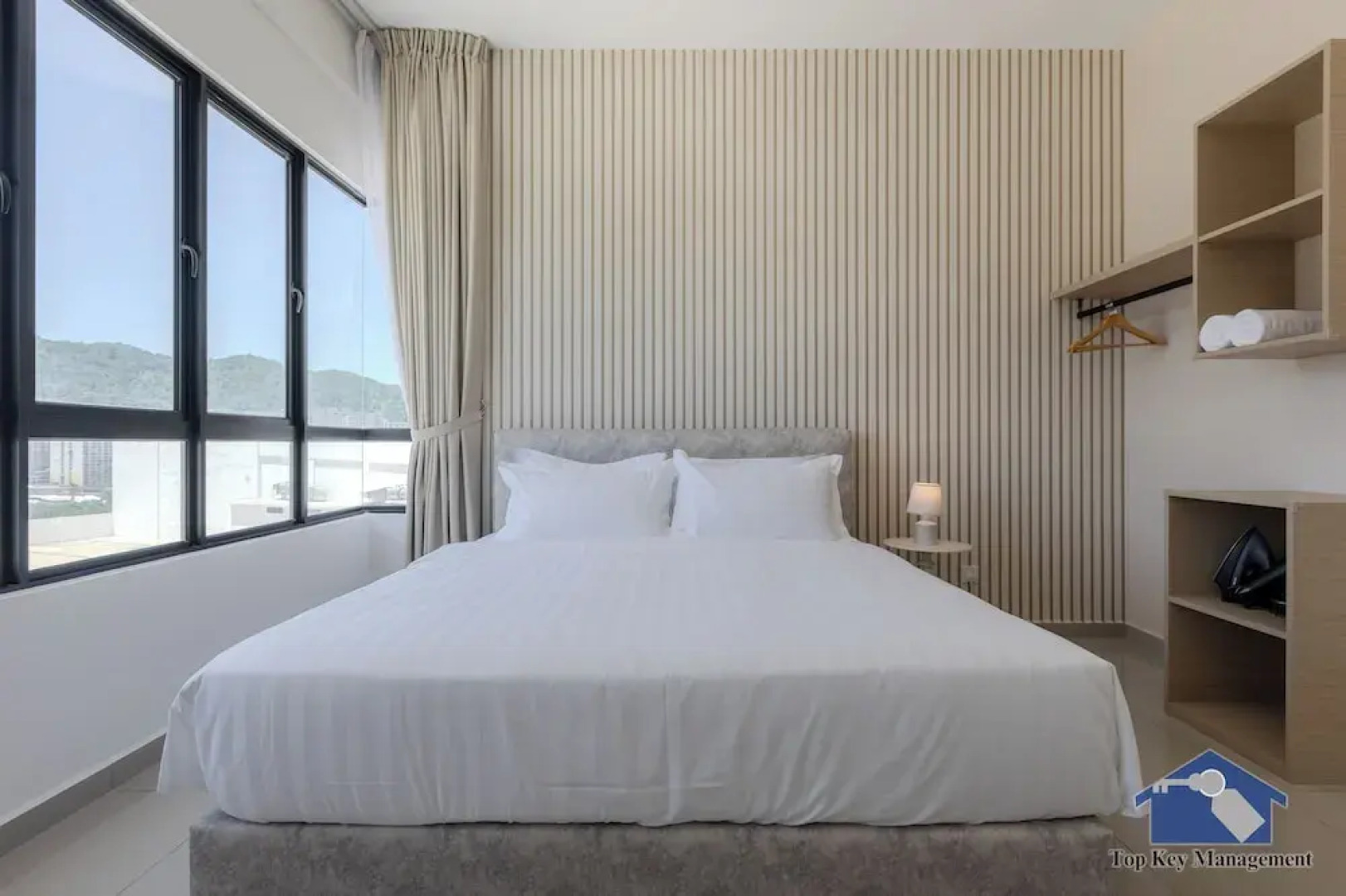 Sunshine Residence Suites