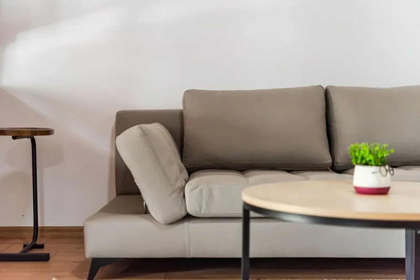 Hillside Apartment Gjirokast r