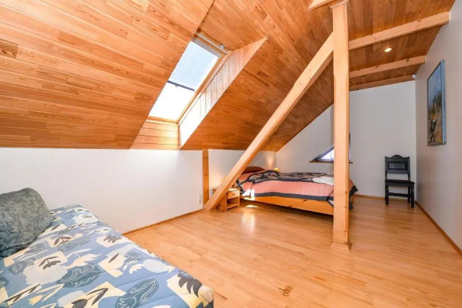 Apartamentas ''Jūratė'' 6-8 asmenims su sauna, privačiu kiemeliu prie jachtklubo.