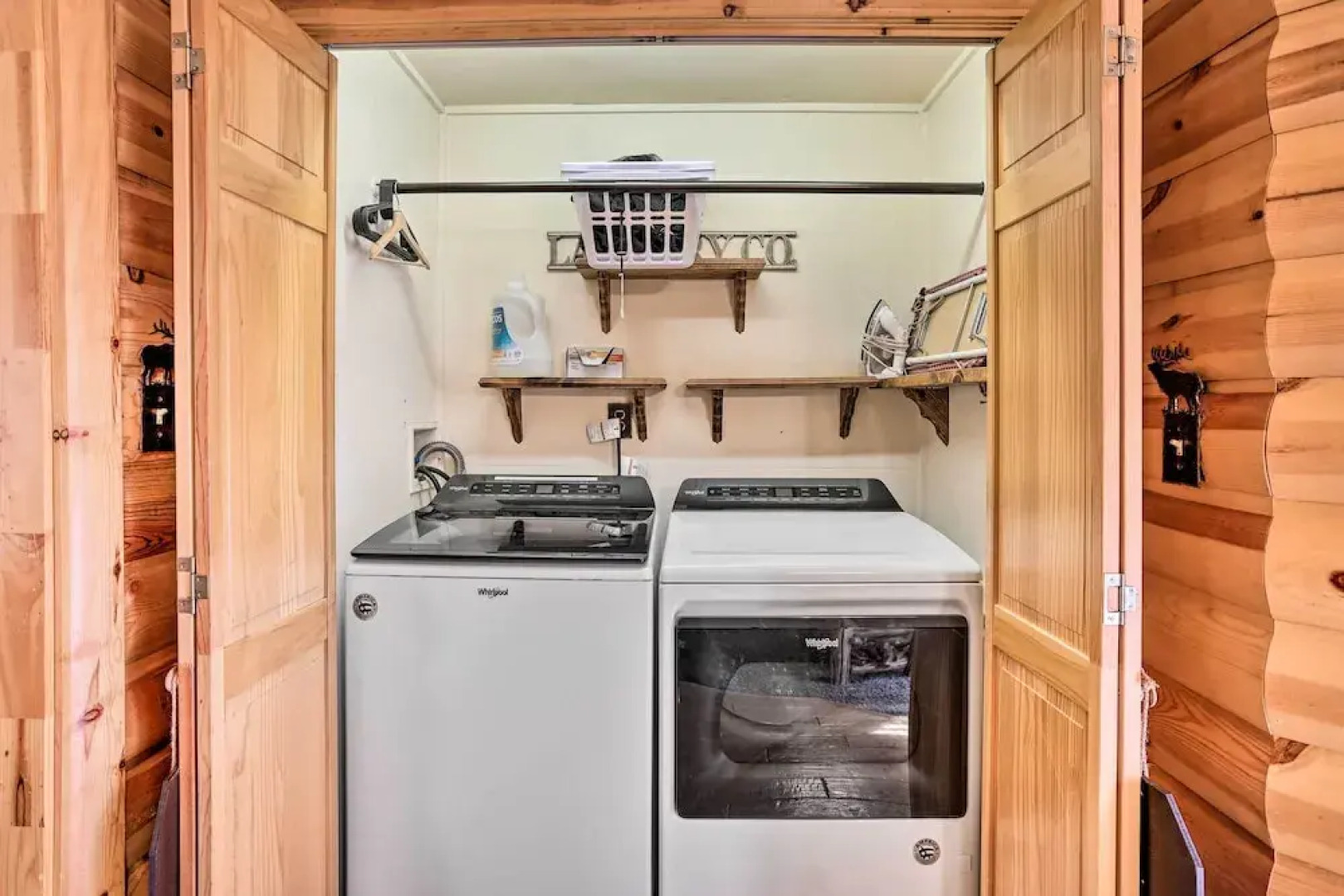 Curly Cabin - 1964 by Big Bear Vacations