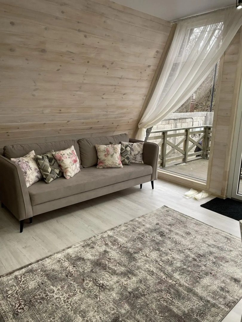 Коттедж на Атажукина