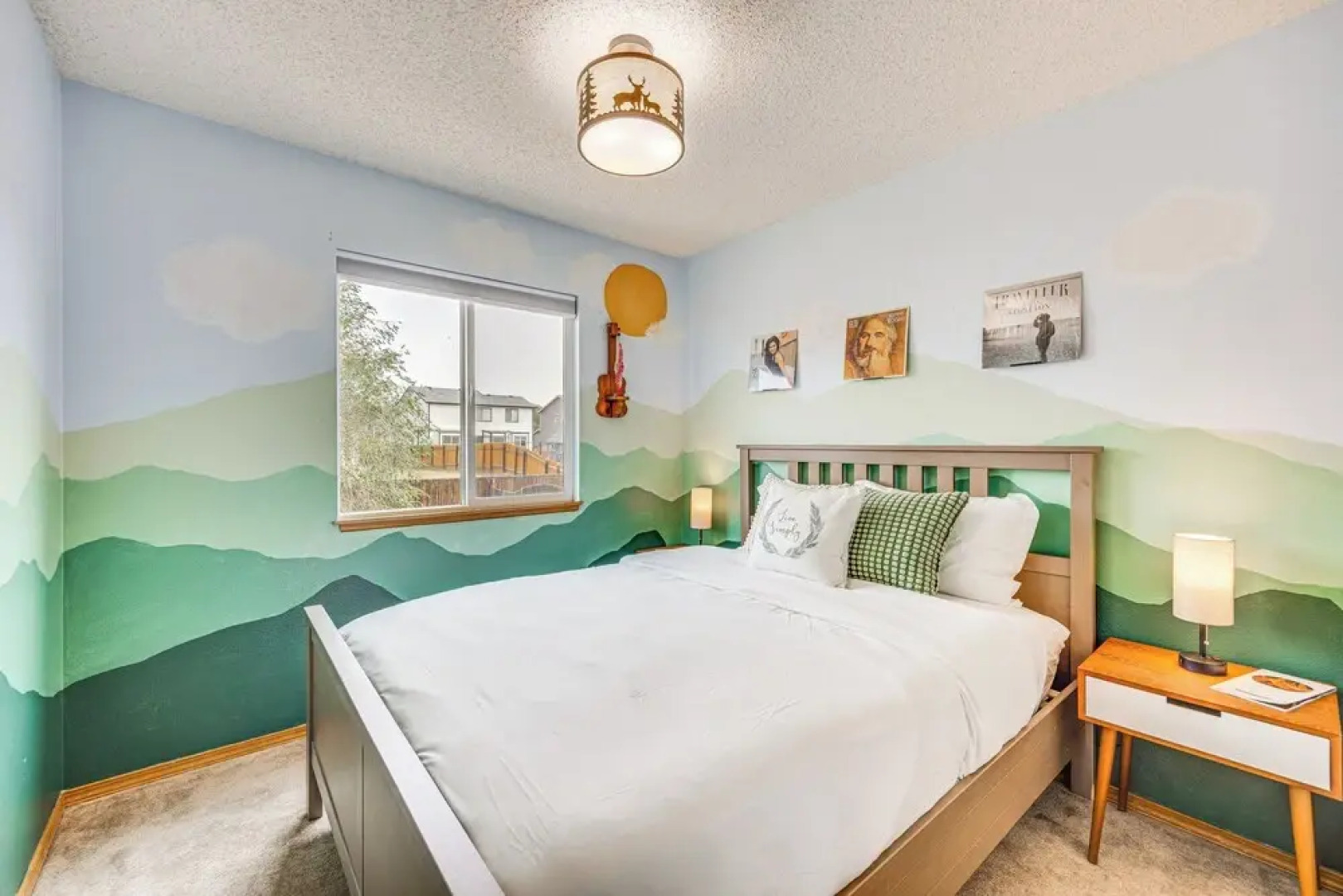 Music-Themed Fountain Home W/ Fireplace & Yard!