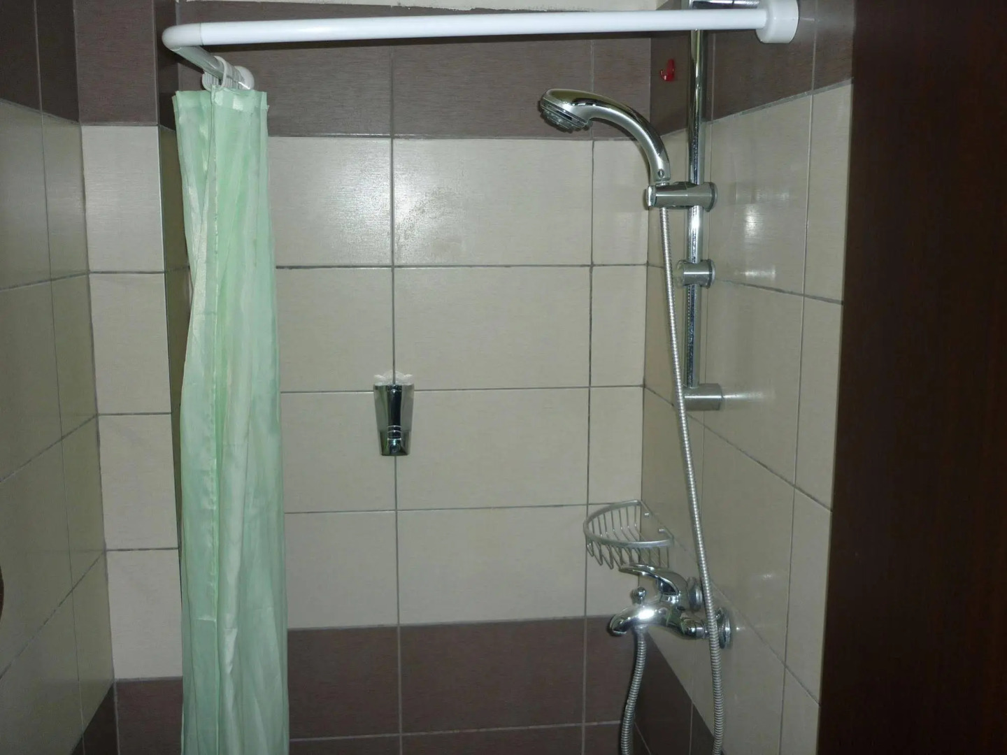 Tseri Budget Residences