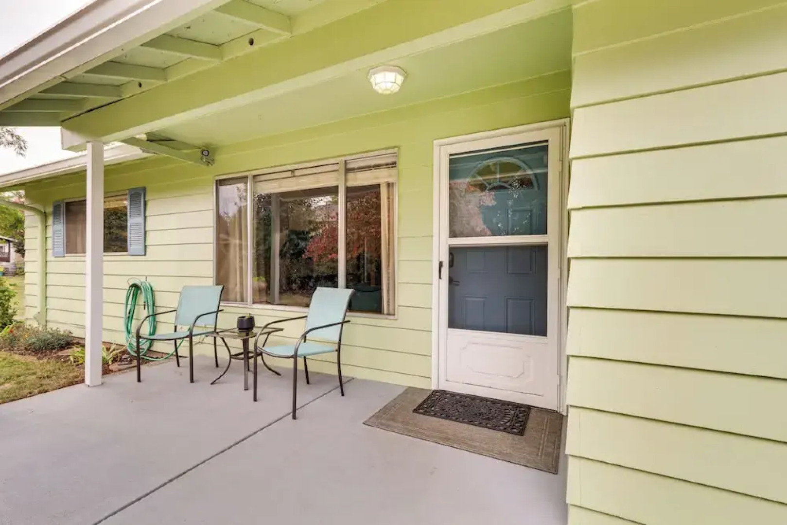 Pet-friendly Gem w/ Ping-pong Table in Oregon!