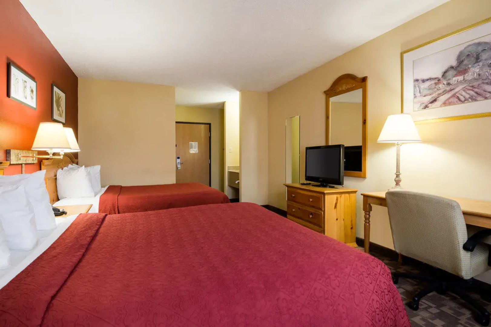 Quality Inn I-70 at Wanamaker