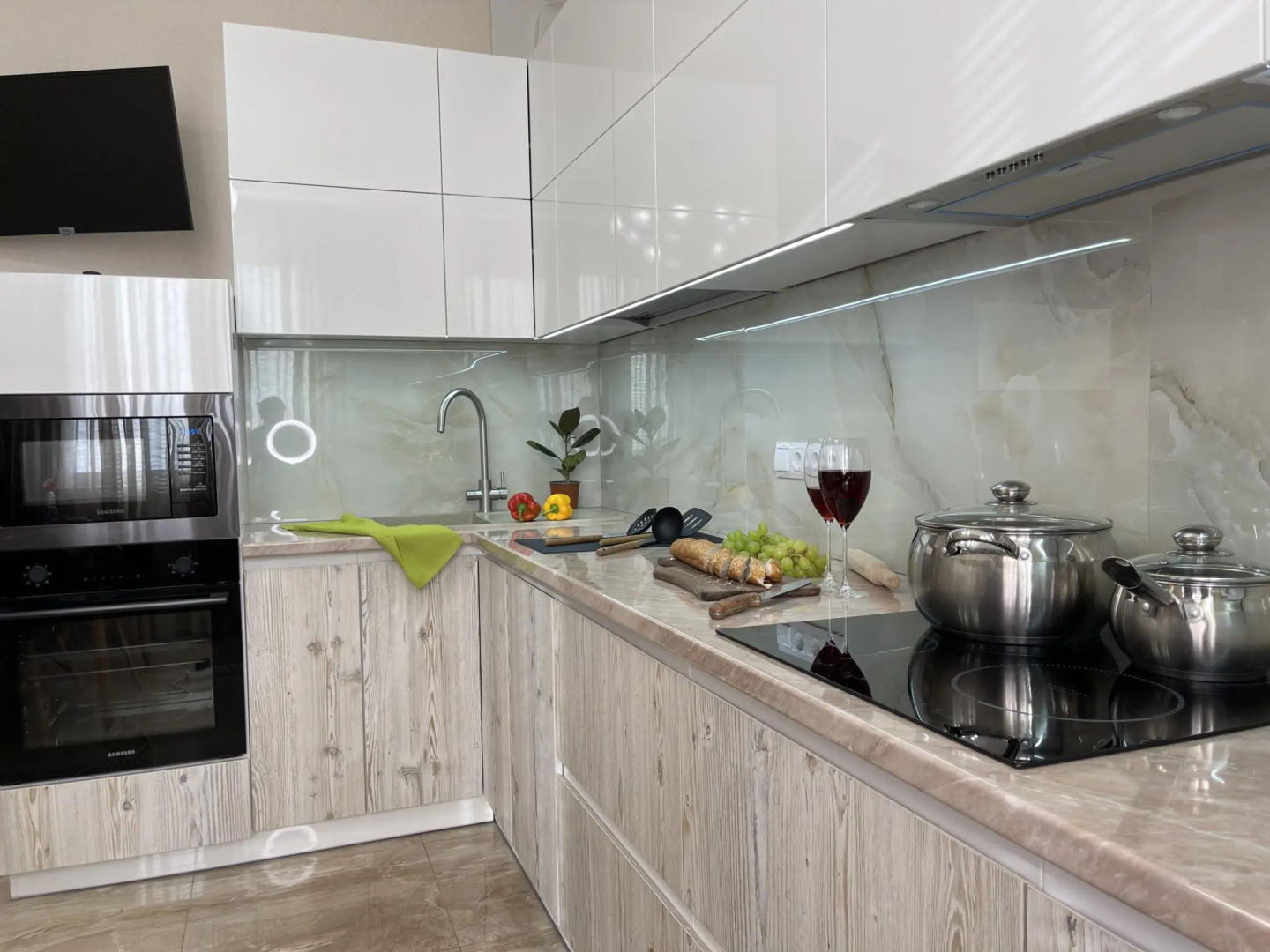 Sofi (Софи) на улице Крымской Весны 5 корпус 4