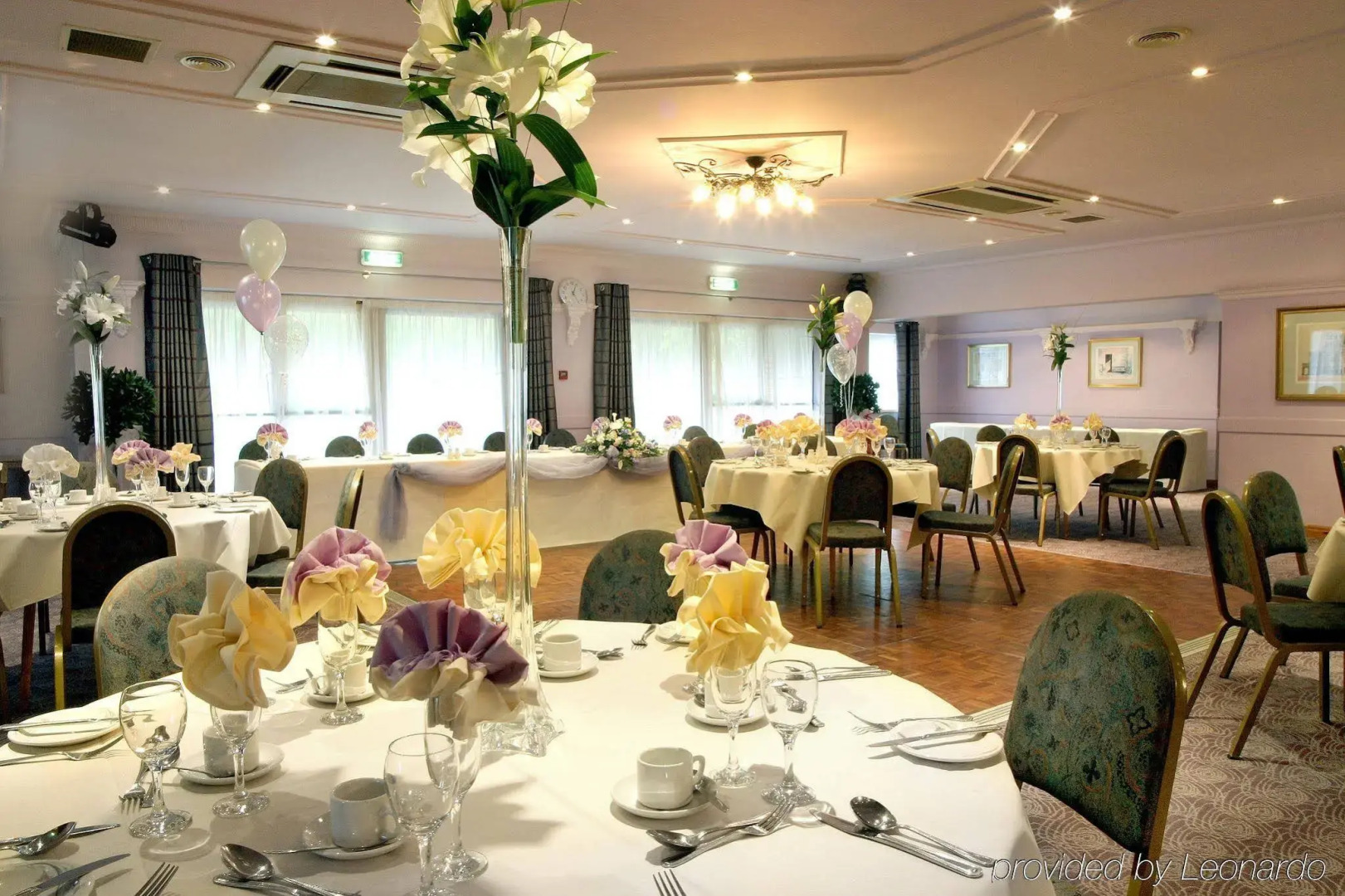 Holiday Inn A55 Chester West by IHG