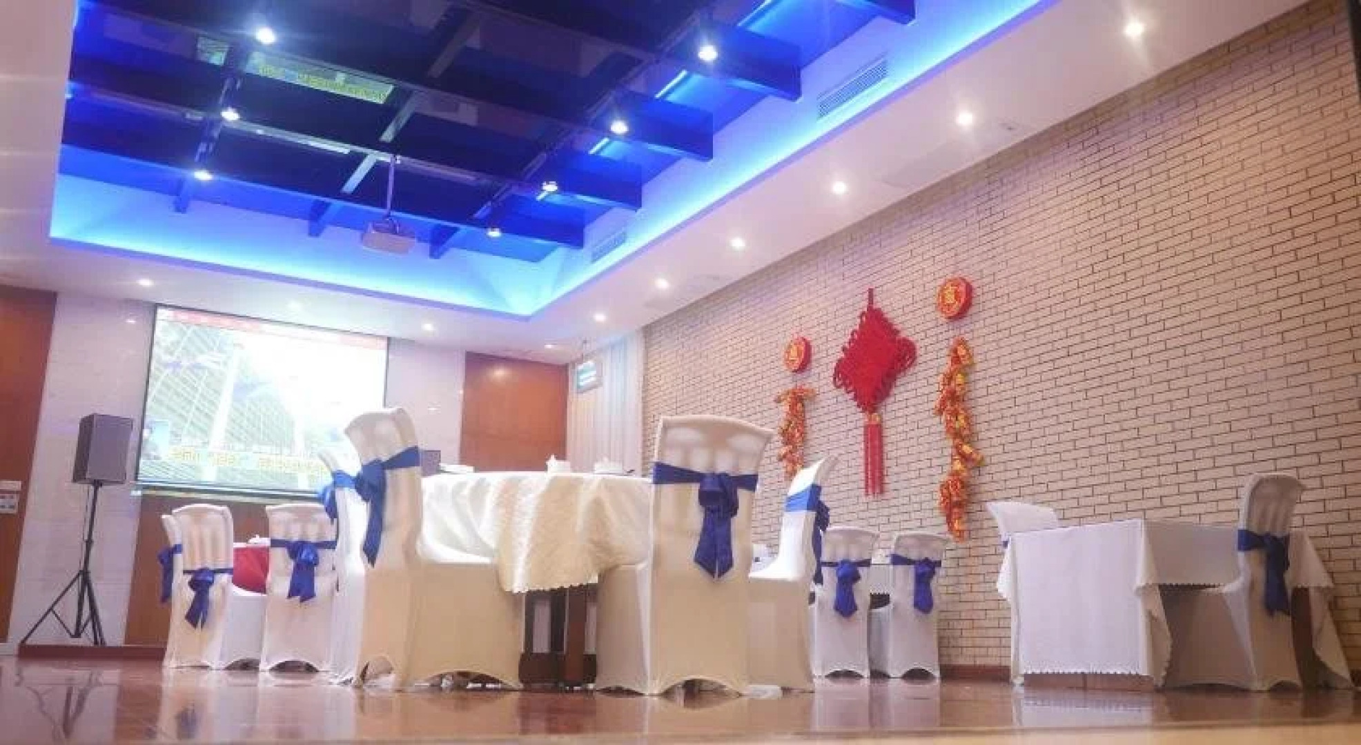 Rainbow Apartment And Villa