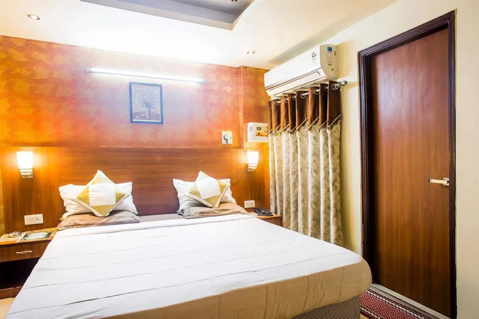 OYO 24232 Mj International