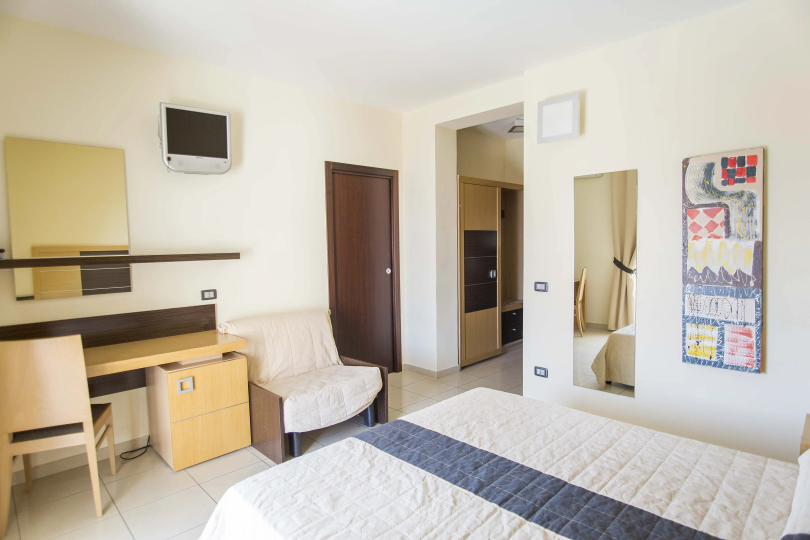 Ticho's Greenblu Hotel