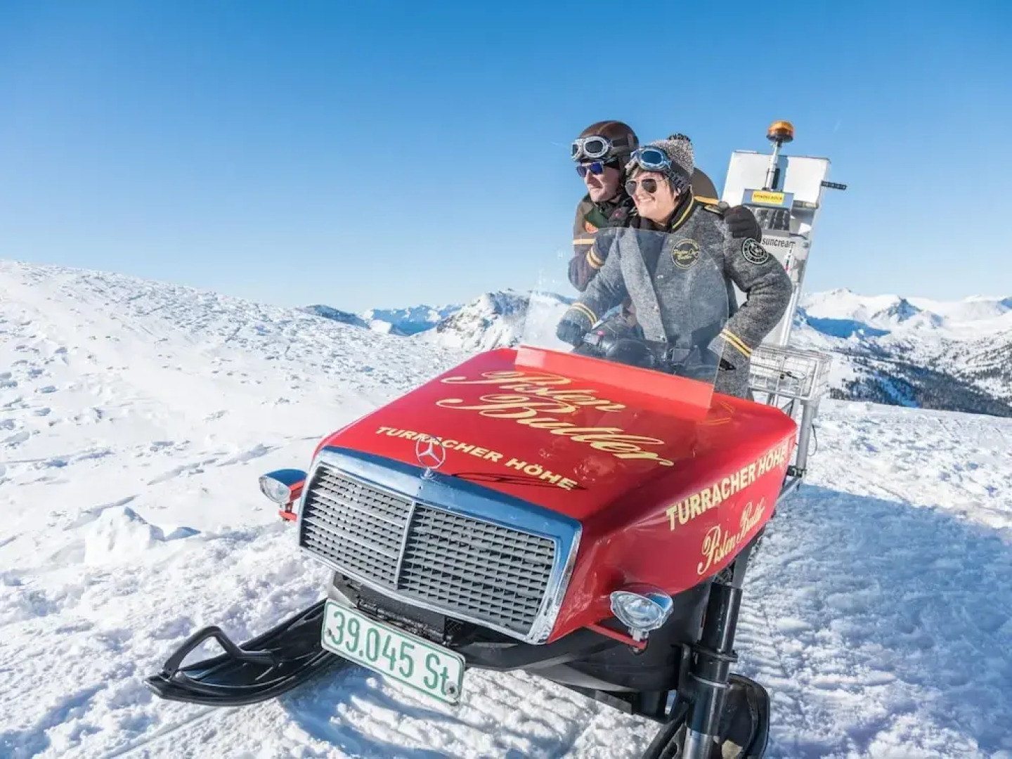 Lovely Chalet in Turracherhöhe with Sauna & Indoor Hot Tub
